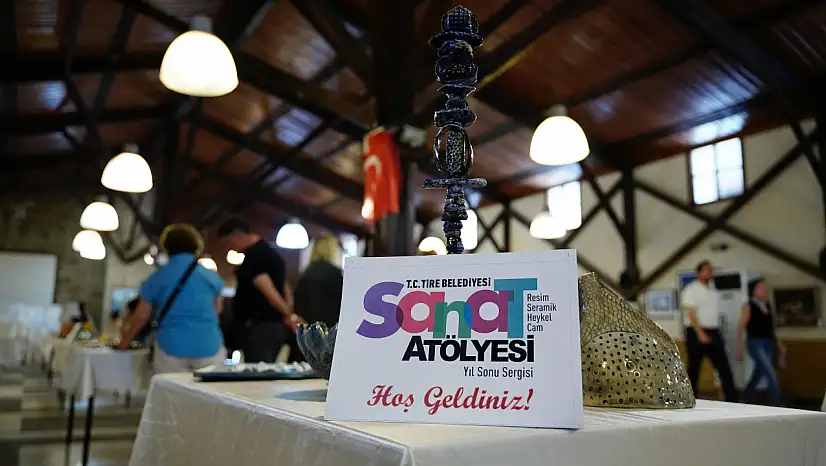 Tire Belediyesi Sanat Atölyesi'nden Yılsonu Sergisi: Eserler Göz Doldurdu