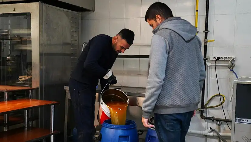 TİRE'DE ATIK YAĞLAR GERİ DÖNÜŞÜME KAZANDIRILIYOR