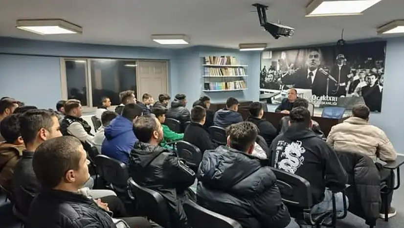 ÜLKÜ OCAKLARI ÖDEMİŞ'TE 'İSLAMİYET VE TÜRK TÖRESİNDE KADIN' SEMİNERİ DÜZENLEDİ