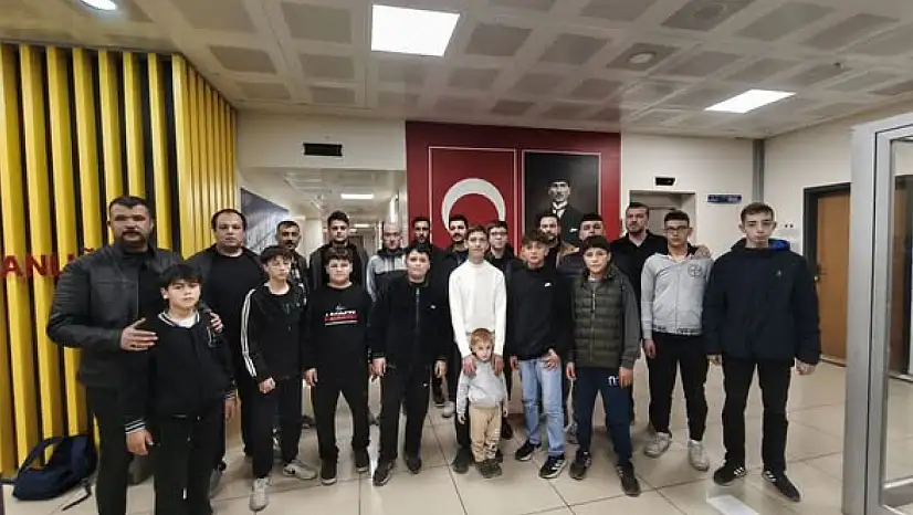 Ülkü Ocakları Ödemiş'te Türk Dilinin Önemi Konulu Seminer Düzenledi