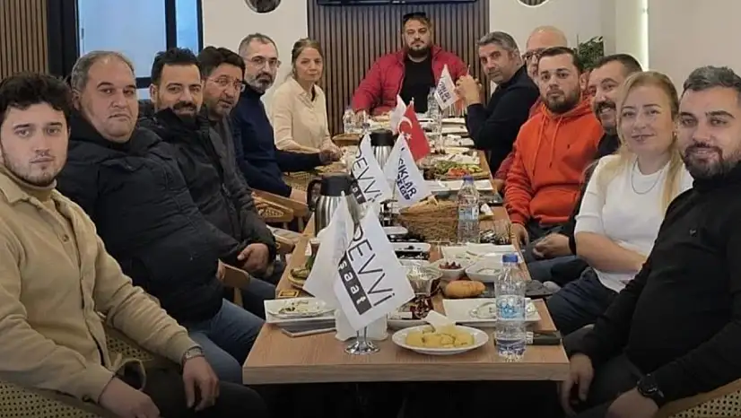 YAKUP IŞIK TİRE BASINIYLA BULUŞTU: REVVİ ICON PROJESİ TANITILDI