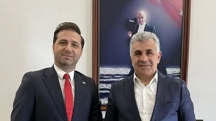 AK Parti Tire İlçe Başkanı Uğurlu, İzmir Valiliği'nde Ziyarette Bulundu