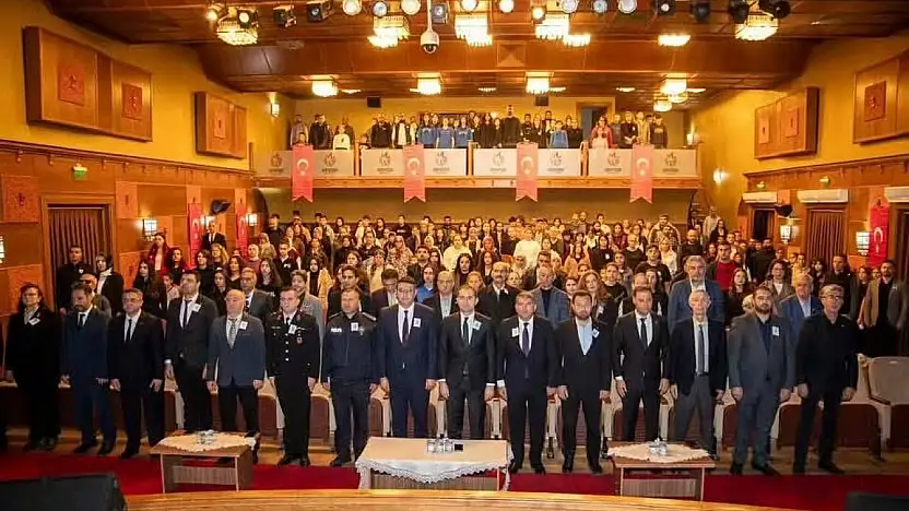 Bayındır'da 10 Kasım Atatürk'ü Anma Programı Düzenlendi