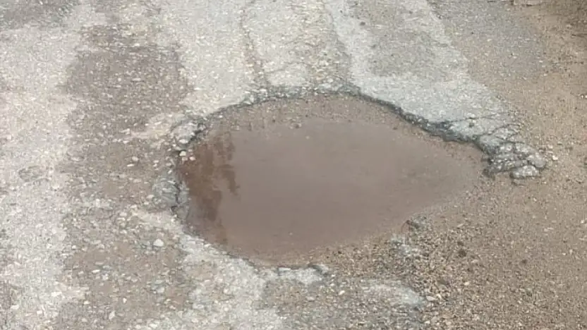 Beydağ Yukarı Aktepe'de Yol Tepkisi: 'Yıllardır Hizmet Gelmiyor'