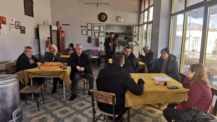 ÇAMLICA VE OVAKENT'TE ÜRETİCİLER KUDUZ VE ŞAP KONUSUNDA BİLGİLENDİRİLDİ