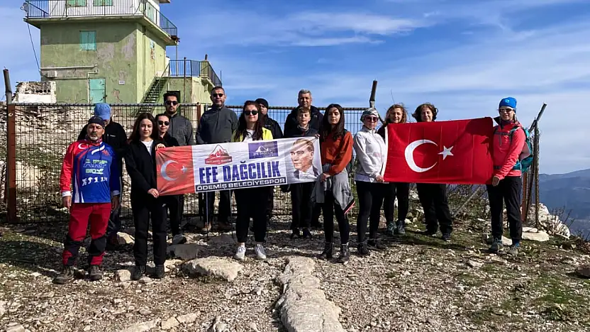 Efe Dağcılık'tan Keldağ'da Anlamlı 10 Kasım Zirve Yürüyüşü