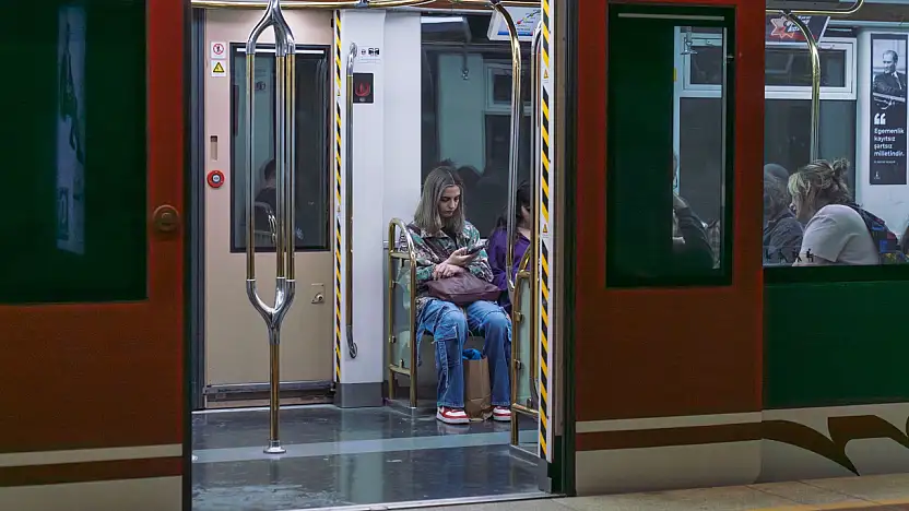 İzmir Metrosu'nda Kesintisiz İletişim Başladı