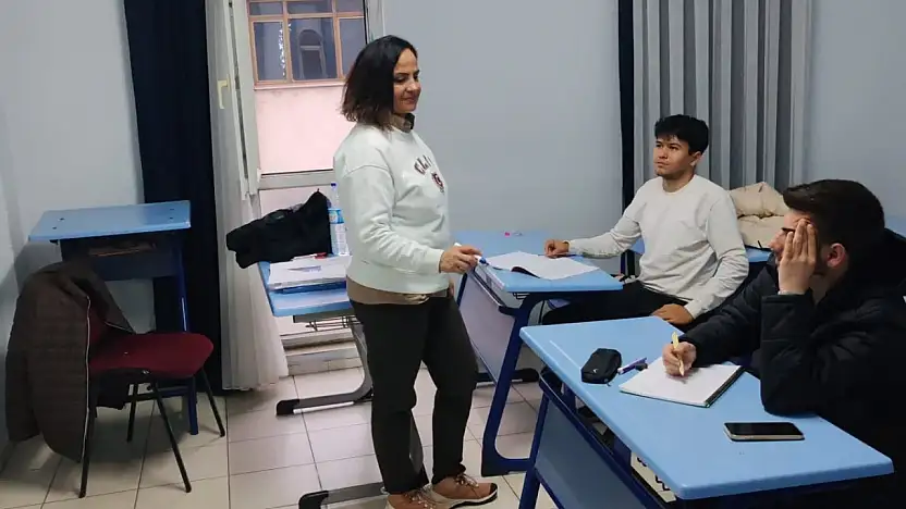 ÖDEMİŞ HALK EĞİTİM MERKEZİ'NDE E-KPSS KURSLARI SÜRÜYOR