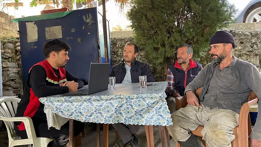 Ödemiş İlçe Tarım ve Orman Müdürlüğü, Üreticilere Şap Hastalığı Bilgilendirmesi Yaptı