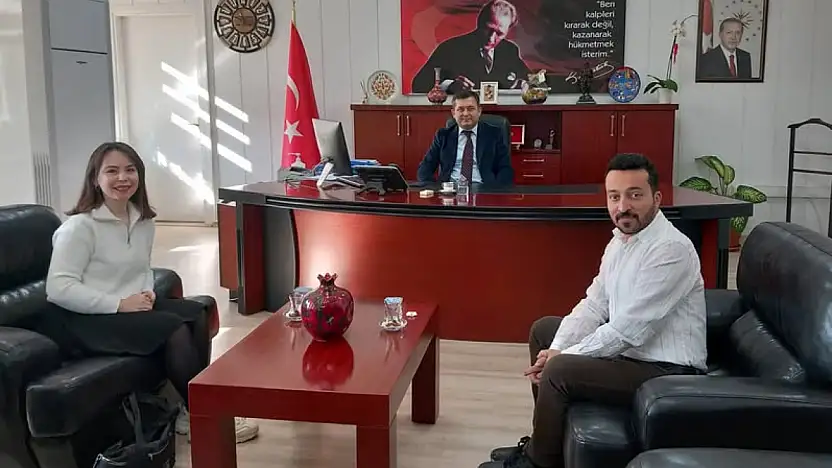 ÖDEMİŞ KAYMAKAMI'NDAN SANAT VE DANS AKADEMİSİNE DESTEK