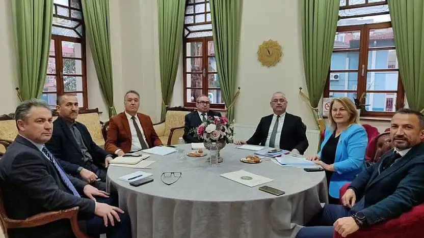 ÖDEMİŞ'TE EĞİTİM YILI ÖNCESİ TOPLANTI