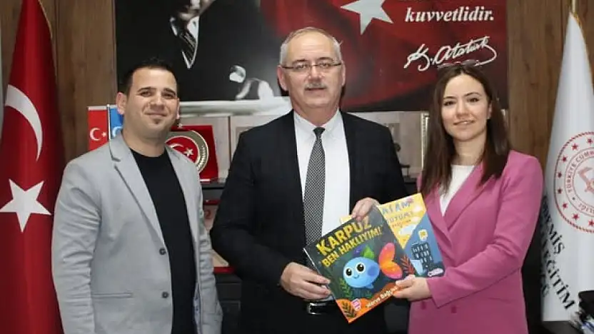 ÖDEMİŞ'TE YAZARLARLA ÖĞRETMENLER BULUŞMASI