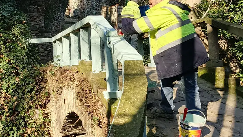 TİRE BELEDİYESİ'NDEN HAFTA BOYU YOĞUN ÇALIŞMA: MERKEZ VE KIRSAL MAHALLELERDE HİZMET SEFERBERLİĞİ