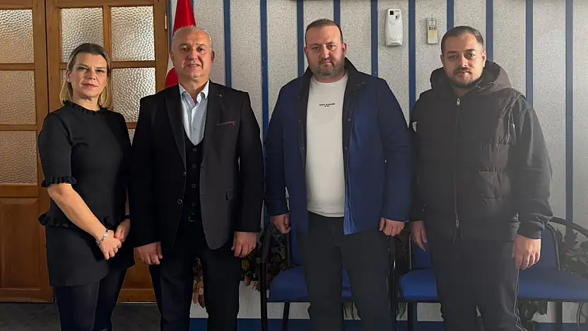 TV9 VE KÜÇÜK MENDERES GAZETESİ'NDEN ÖDEMİŞ TERZİLER ODASI BAŞKANI HÜSEYİN DÖNER'E ZİYARET