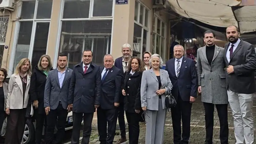 Zafer Partisi Heyeti, Küçük Menderes'te İlçe Teşkilatlarını Gezdİ