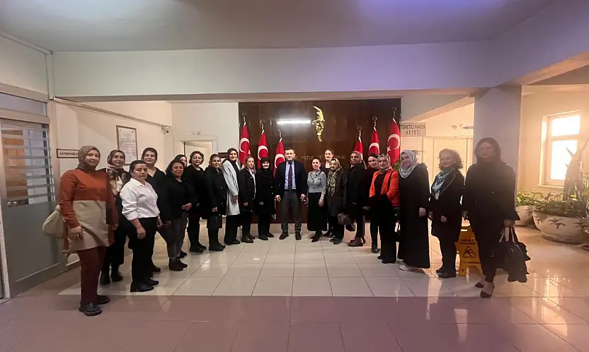 AK PARTİ ÖDEMİŞ KADIN KOLLARI KAYMAKAMI ZİYARET ETTİ