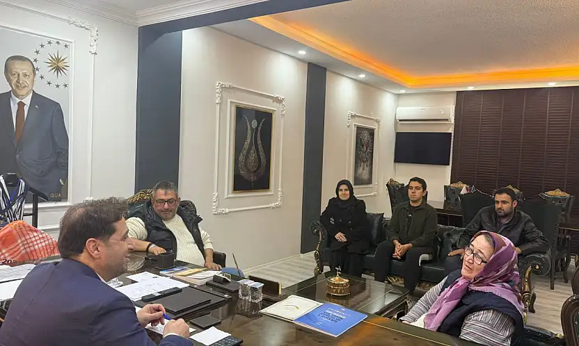 AK PARTİ TİRE'DE BULUŞMA