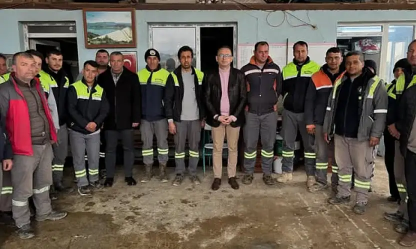 BAŞKAN BAŞARAN'DAN YENİ YIL ÖNCESİ BİRLİK MESAJI BEYDAĞ BELEDİYESİ ÇALIŞANLARIYLA YIL SONU BULUŞMASI