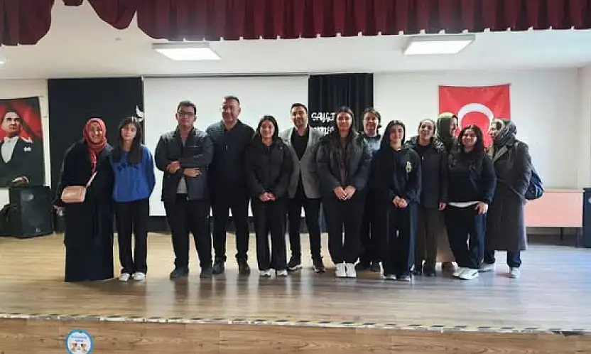 BAYINDIR'DA 'DİLİMİZİN ZENGİNLİKLERİ' YARIŞMASI SONUÇLANDI