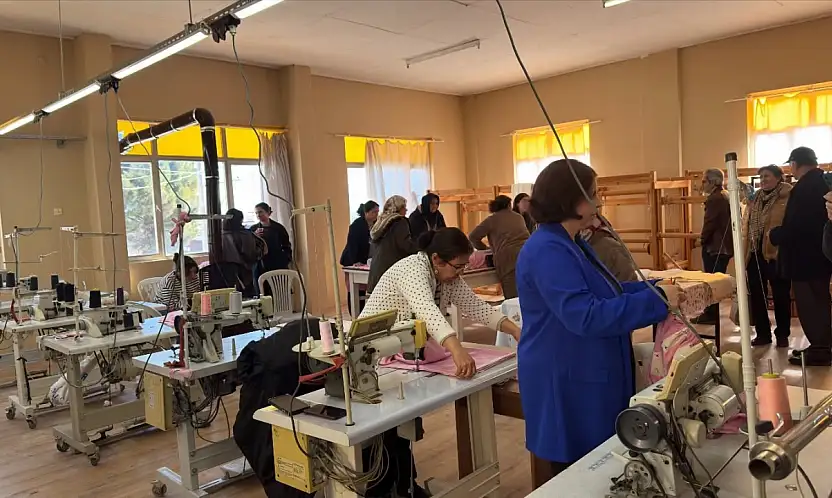 CERİTLER'DE EĞİTİM PROGRAMI TAMAMLANDI, SERTİFİKALAR VERİLDİ