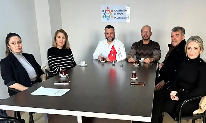 CHP ÖDEMİŞ'TEN KENT KONSEYİ'NE ZİYARET