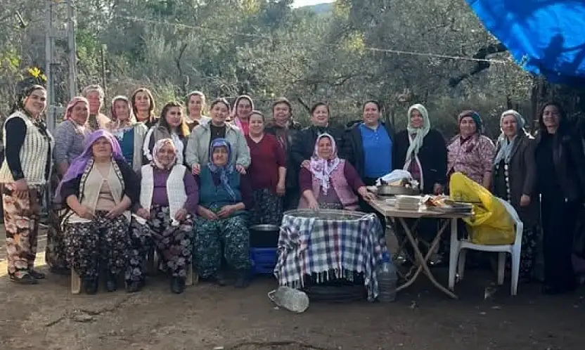 CHP Tire Teşkilatı Işıklı Köyü Hayır Yemeğinde Vatandaşlarla Buluştu