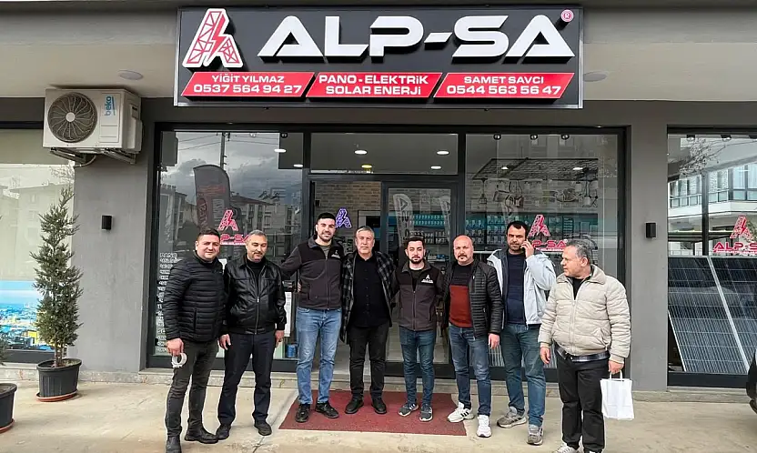 HAKAN GÜÇLÜ SAHAYI BIRAKMIYOR