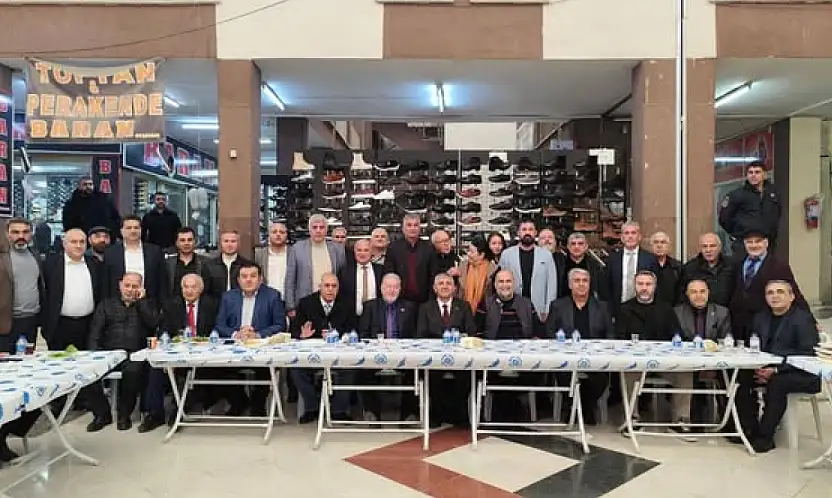 İESOB ve Işıkkent Ayakkabıcılar Sitesi, MHP İzmir İl Yönetimini Ağırladı: Esnafın Sorunları Masaya Yatırıldı