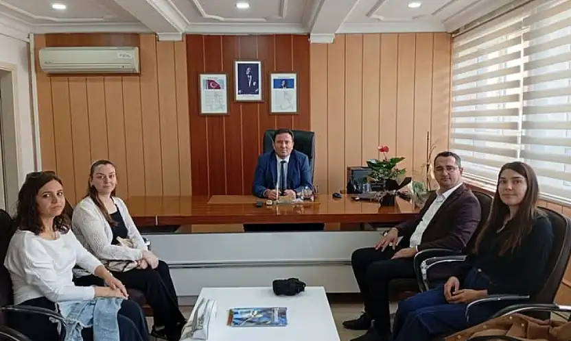 İstiklal İlkokulu'ndan İlçe Milli Eğitim Müdürüne Ziyaret