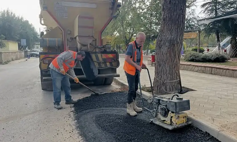 Kiraz'da Gümüşsuyu Caddesi'nde Asfalt Yenileme Çalışmaları Hız Kazandı