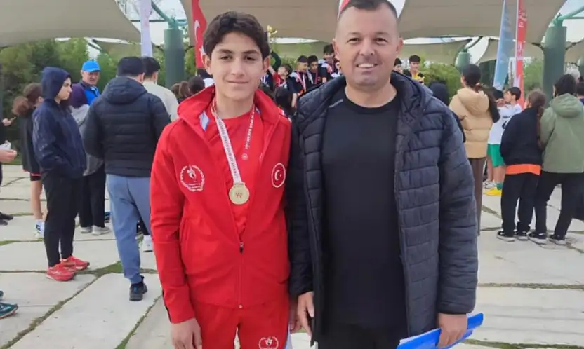 Kirazlı Genç Sporcu 3000 Metrede İl Şampiyonu Oldu