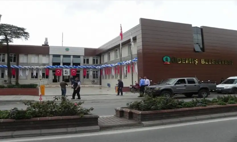 Ödemiş Belediyesi'nin Mali Tablosu Kırılgan: Borç ve İhlaller Göz Dolduruyor