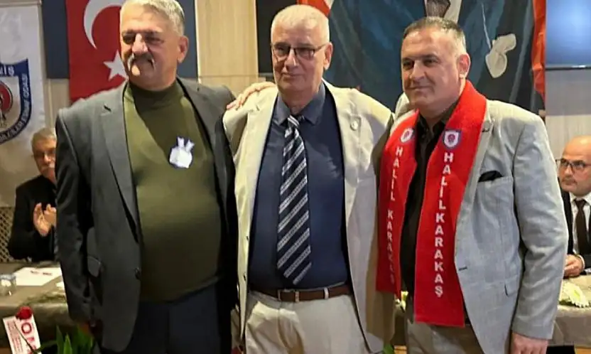 ÖDEMİŞ ESNAF ODASINDA SEÇİM HEYECANI YOĞUN KATILIMLA YAŞANDI