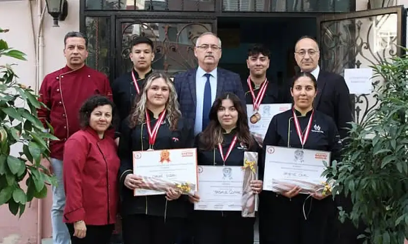 Ödemiş'in Gururu Genç Şefler, Müdür Desticioğlu ile Bir Araya Geldi
