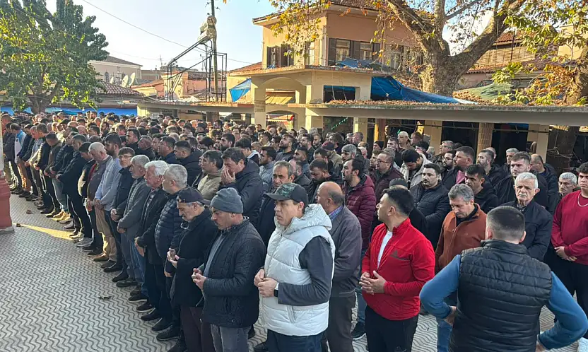 Ödemiş, Sevilen İsim Özgür Çapacı'yı Son Yolculuğuna Uğurladı