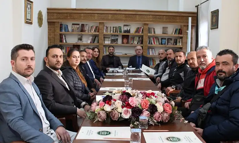 ÖDEMİŞ'TE ATATÜRK KOŞUSU TOPLANTISI YAPILDI