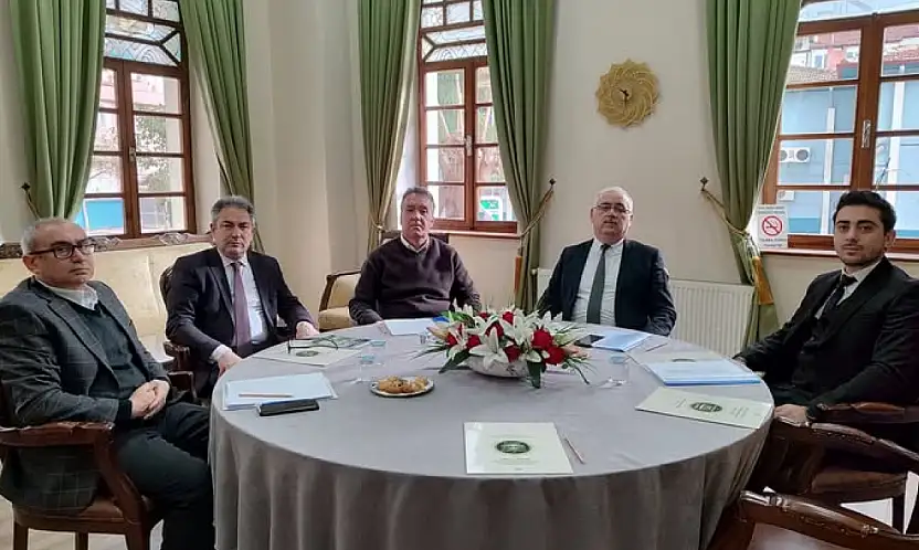 ÖDEMİŞ'TE EĞİTİM YILI HAZIRLIKLARI MASAYA YATIRILDI