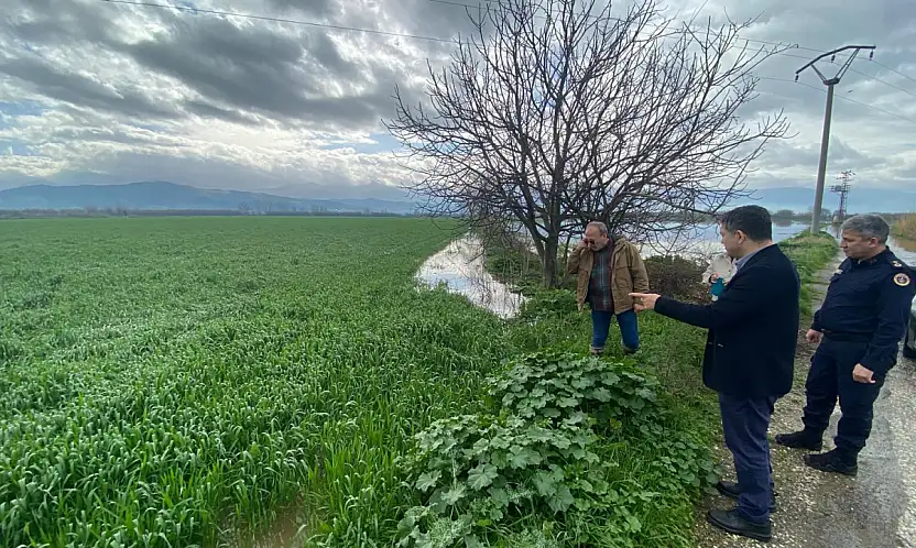 Ödemiş'te sağanak yağış sonrası inceleme