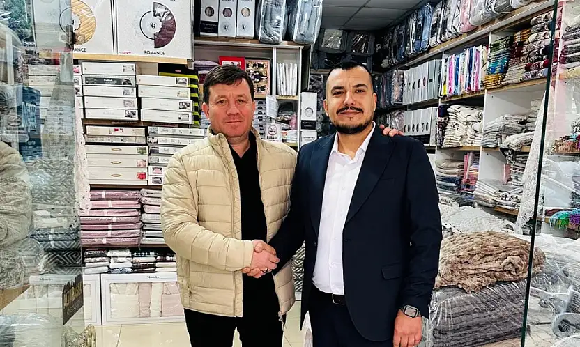 ÖDEMİŞ'TE TERZİLER KONUŞUYOR, KARACAN NOT ALIYOR