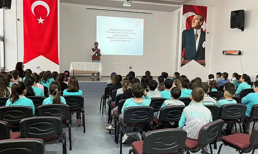 ÖDEMİŞ'TE VEREM VE HİJYEN EĞİTİMLERİ VERİLDİ