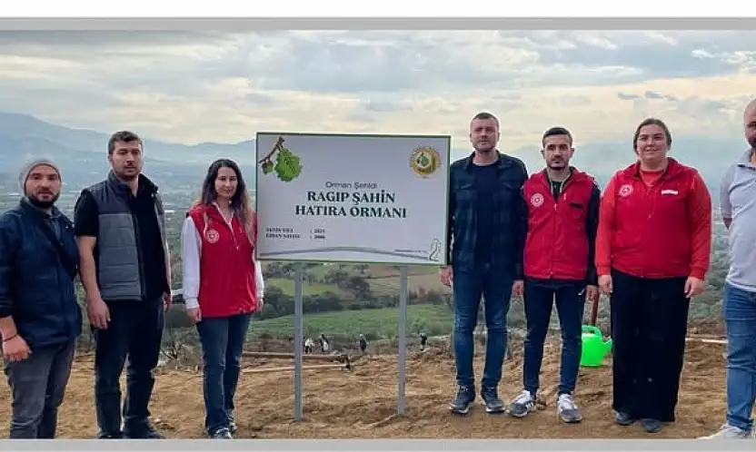 Ödemişli Gençler Karadoğan'da Fidan Dikti