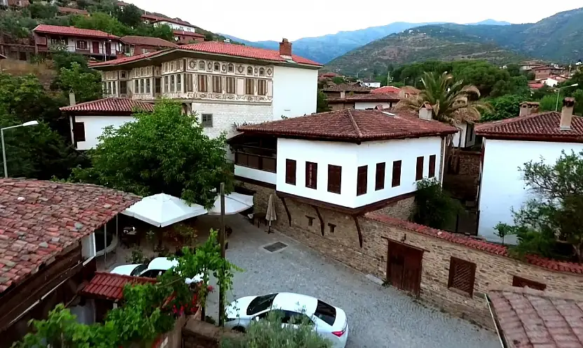 Tarihe Saygı, Yaşayan Mirasla Buluştu: Ödemiş ve Tire'den Gururlandıran Ödüller