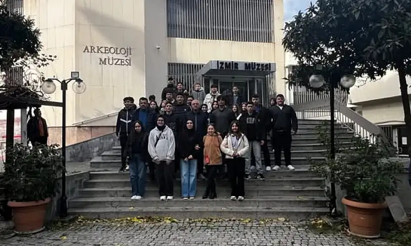 TİRE ANADOLU İMAM HATİP LİSESİ ÖĞRENCİLERİNDEN KÜLTÜR VE AKADEMİK GEZİ