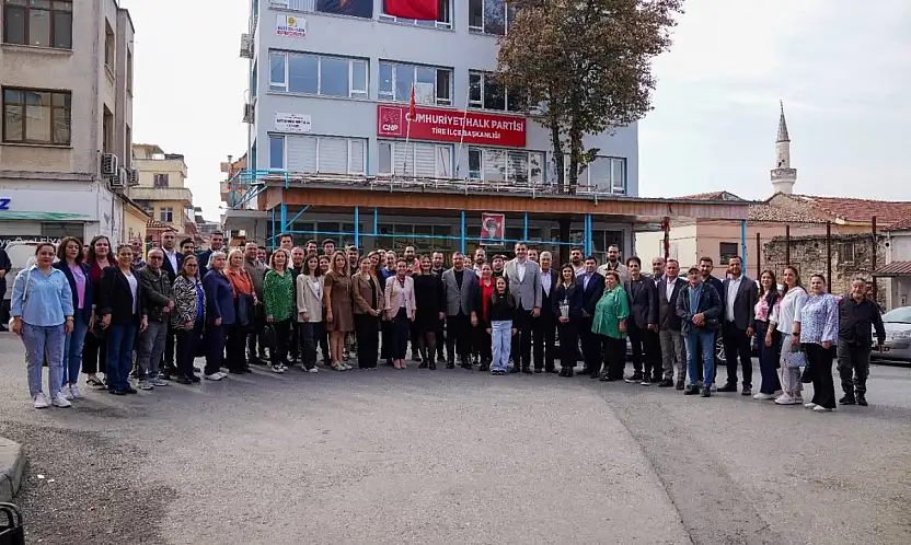 Tire'de CHP İl Başkanı Çağatay Güç, Partililer Tarafından Karşılandı