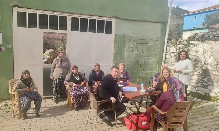 TİRE'DE MOBİL SAĞLIK EKİBİ AKYURT'TA HİZMET VERDİ