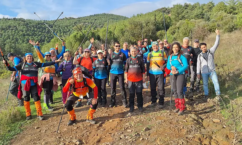 Tire Doğa Sporları Kulübü, Torbalı–Bayındır Parkurunda Doğa Yürüyüşü Gerçekleştirdi