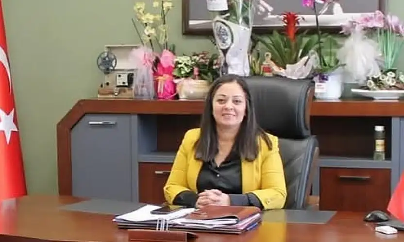 Tire İlçe Milli Eğitim Müdürü Duygu Çevirgen Uzun'dan 24 Kasım Öğretmenler Günü Mesajı